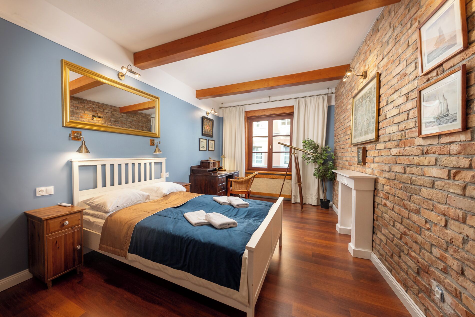 豪華套房, 城市景觀 | 遮光布/窗簾、熨斗/熨衣板、免費無線上網