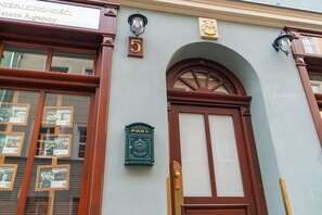 Front of property - Old House Apartments 2 Poznań (Poznań)