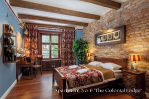 Superior Suite, Balcony, Courtyard View | Blackout curtains, iron/ironing board, free WiFi