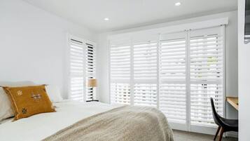 4 Schlafzimmer, BĂŒgeleisen/BĂŒgelbrett, kostenloses WLAN, BettwĂ€sche