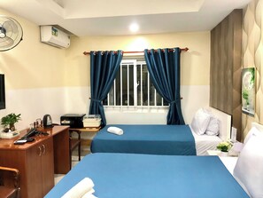 Phòng 3 Tiêu chuẩn | Bàn, truy cập Internet không dây miễn phí 