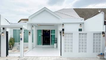 Fachada da propriedade