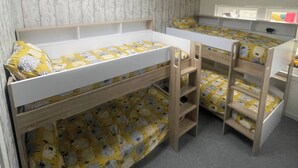 Room - Bunk bed room for 4 next to the sea (Isle of North Uist)