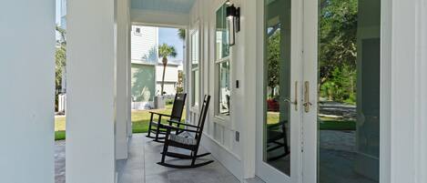 تفاصيل الفندق من الخارج