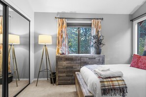 5 bedrooms, iron/ironing board, travel cot, free WiFi