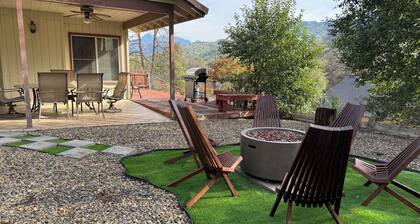 Family Friendly 3-bedroom house in lovely Three Rivers with AC