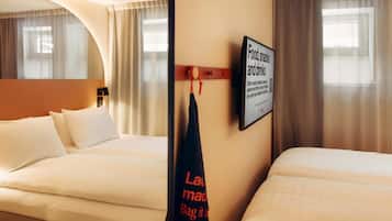 Zimmer, 1 Queen-Bett (Without window)