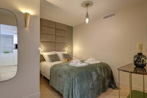 1 bedroom, iron/ironing board, bed sheets