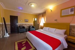 Family Apartment, Balcony, City View | Desk, laptop workspace, blackout drapes, soundproofing - Casalavoro Residence  (Abuja)