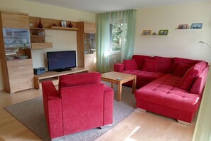 TV connectée, jeux vidéo, lecteur de DVD, chaîne hi-fi