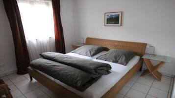 4 Schlafzimmer, Internetzugang, Bettwäsche