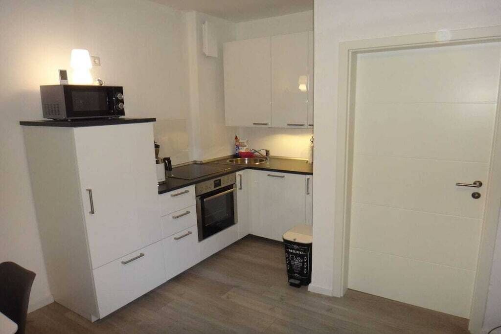 Kühlschrank, Ofen, Herdplatte, Geschirrspüler