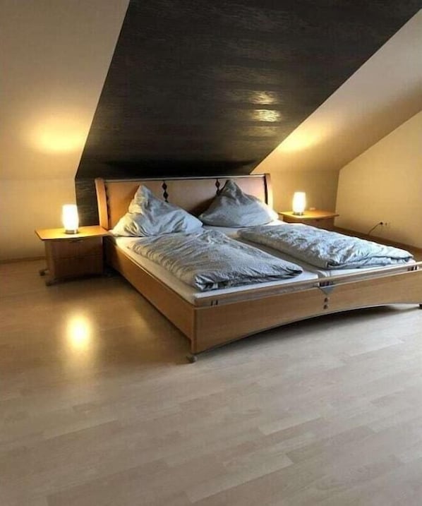 3 bedrooms, Internet, bed sheets