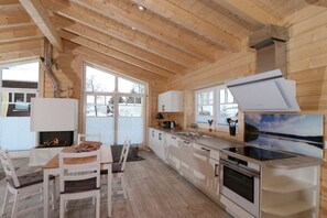 Réfrigérateur, four, plaque de cuisson, lave-vaisselle