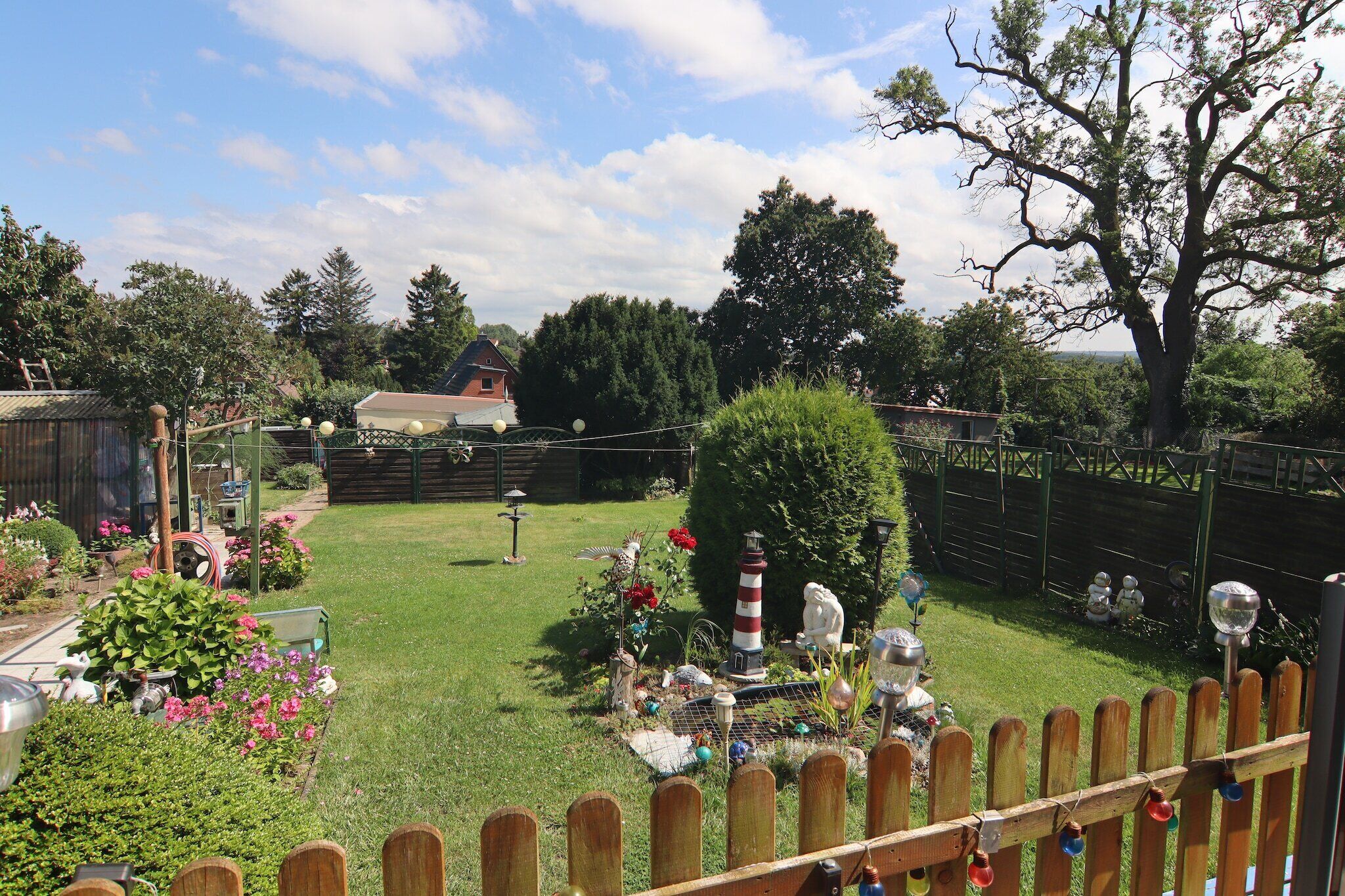 Außenseite Ferienhaus [Sommer]