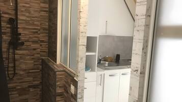 Doccia, asciugacapelli, asciugamani