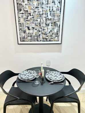Dining - Secrets of Romance (Saint-Maurice)