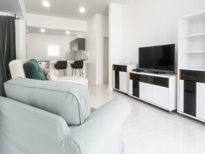 TV