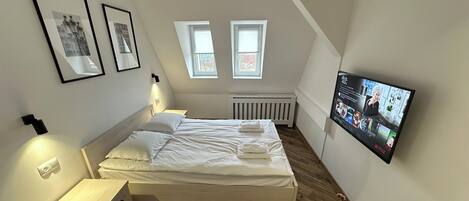Comfort-Apartment, 1 Schlafzimmer, Flussblick | Schallisolierte Zimmer, kostenloses WLAN