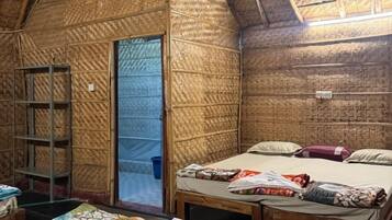 Family Double Room, Balcony, Garden View | Laptop workspace