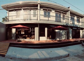 Front of property - Casa Karina (Lucena)