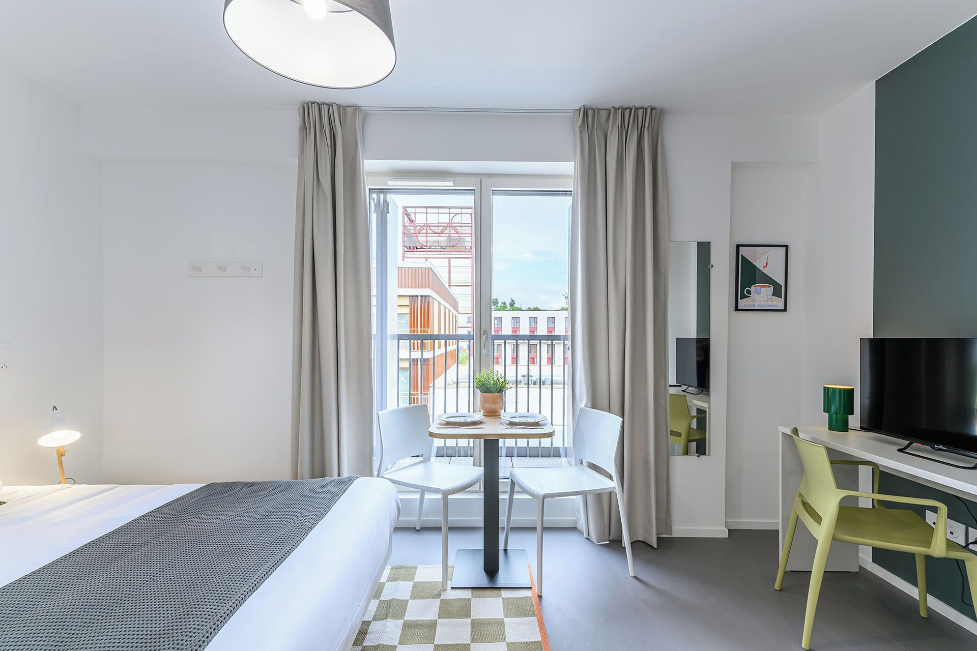 开间 | 免费 WiFi