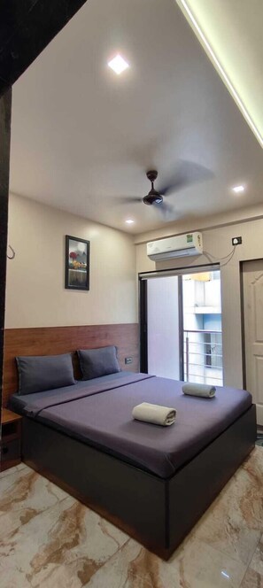 Standard Single Room | Free WiFi