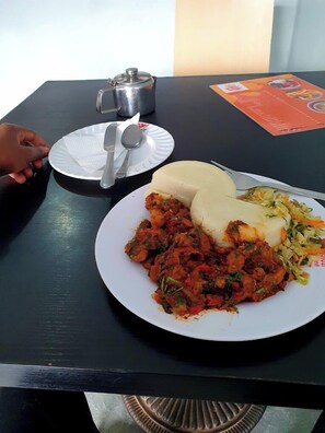 Desayuno continental incluido todos los días 