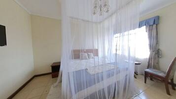 Deluxe Double Room, City View | Free WiFi, bed sheets