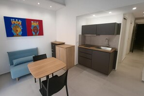 Apartment | Private kitchen - Casa Vitabella (Cefalù)