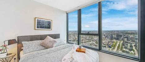 Apartment (2 Bedrooms) | Front of property