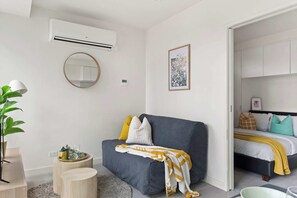 Apartment (1 Bedroom) | Interior