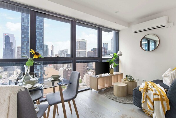 Apartment (1 Bedroom) | Front of property - A Comfy & Stylish Apt Near Melbourne Central & QV (Melbourne)