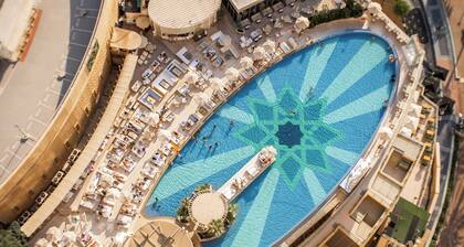 Apartment in Dubai Marina connected to Mall