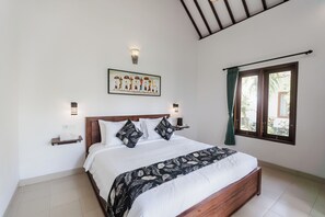 Comfort Double Room | Minibar, desk, free WiFi - Sundhara View Ubud (Sukawati)