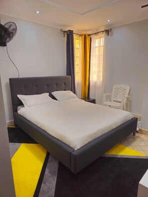 Family Townhome, City View | Free WiFi, bed sheets