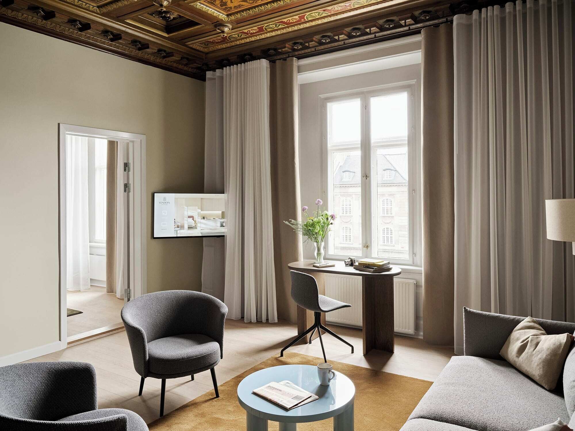 Télévision, espaces bureaux