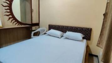 Rollaway beds, free WiFi, bed sheets
