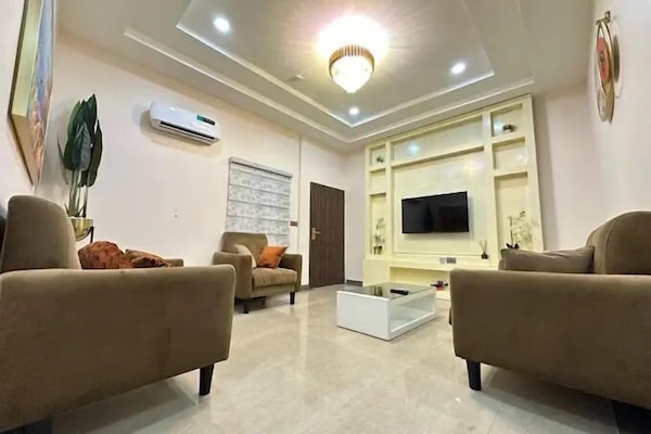 Economy Apartment, Balcony, City View | Living area