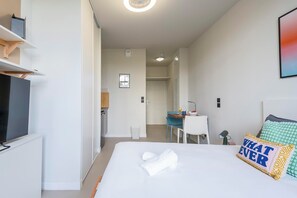 Comfort Studio | Soundproofing, free WiFi, bed sheets - Appart Hôtel Toulouse Zenith (Toulouse)