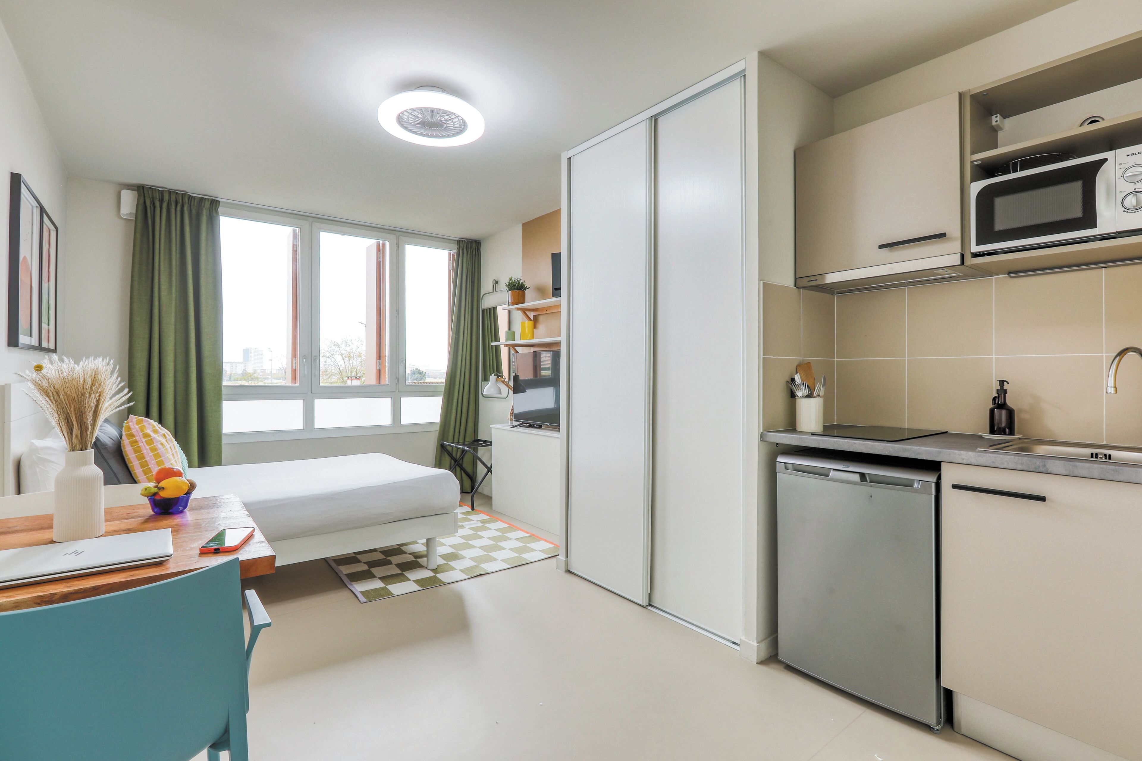 Classic Studio | Soundproofing, free WiFi, bed sheets