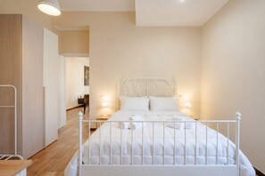 1 bedroom, iron/ironing board, travel crib