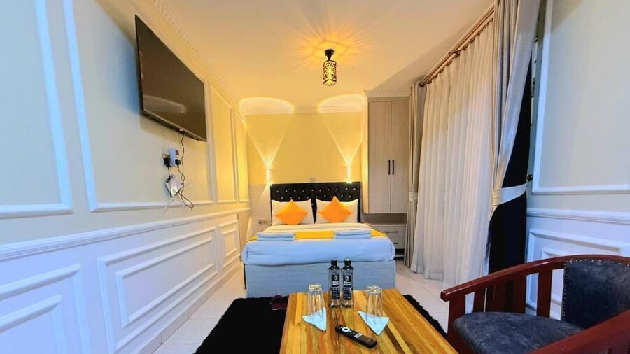 Bijou Hotel Mlolongo