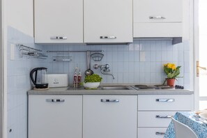 Fridge, microwave, toaster