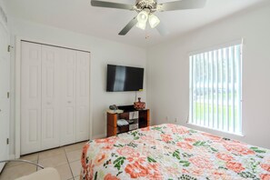 Room | Free WiFi -  Flint and Kingscrest, LLC - Private Rooms in Shared Home (Apopka)