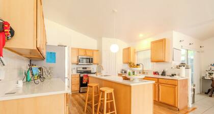 Flint and Kingscrest, LLC - Private Rooms in Shared Home