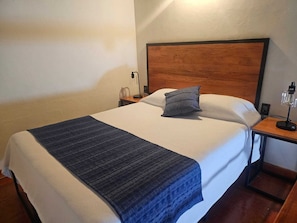 7 chambres, fer et planche Ă repasser, Wi-Fi, draps fournis