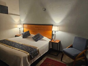 7 Schlafzimmer, Bügeleisen/Bügelbrett, WLAN, Bettwäsche