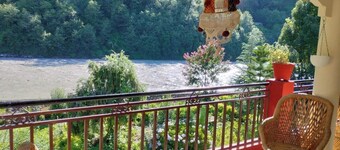 Anand-Ganga Yoga Guesthouse