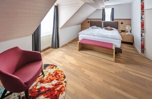 슈피리어 더블룸 | 미니바, 객실 내 금고, 책상, 무료 WiFi